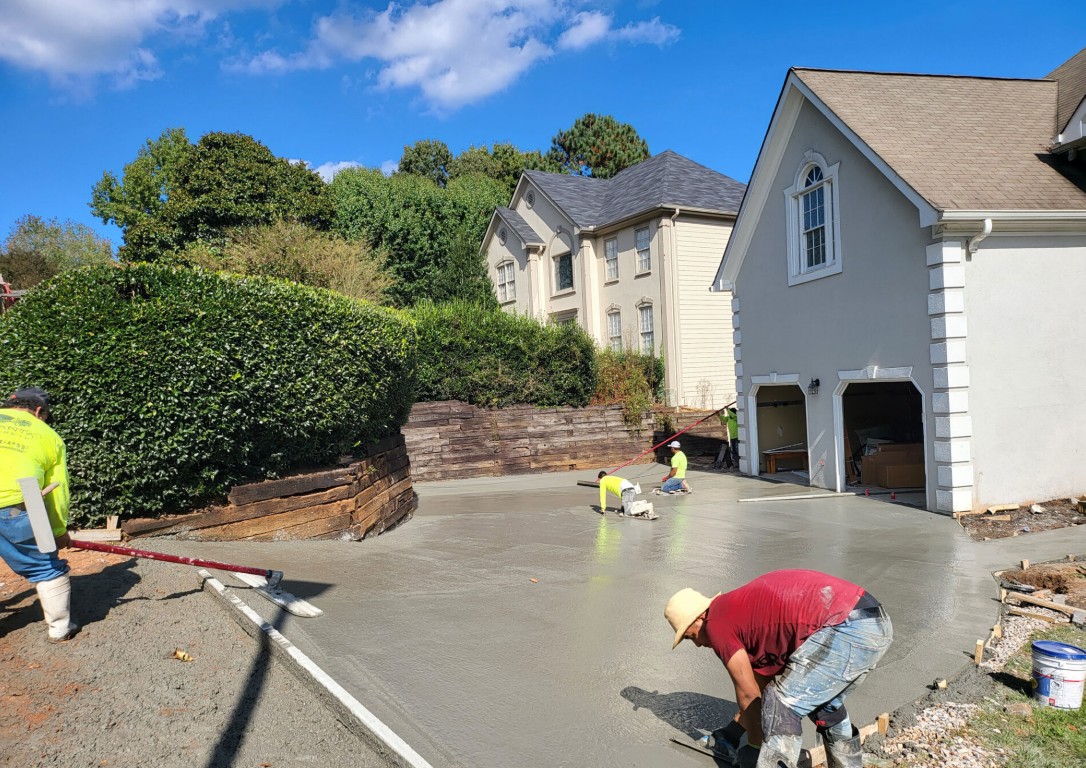 Professional concrete driveway installation and finishing in Little Elm